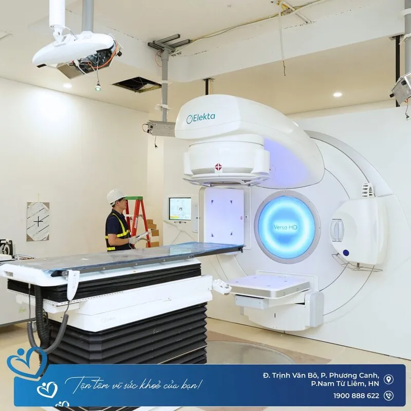 Máy gia tốc tuyến tính điều trị ung thư được lắp đặt tại Dự án Bệnh viện Đại học Phenikaa